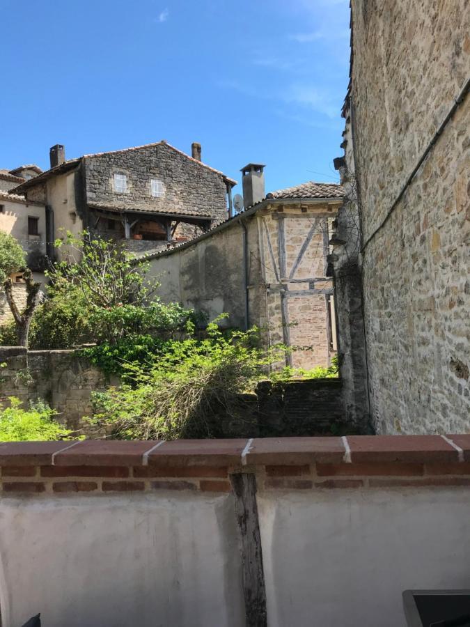 Le Pigeonnier Du Beffroi Villa Bruniquel Luaran gambar
